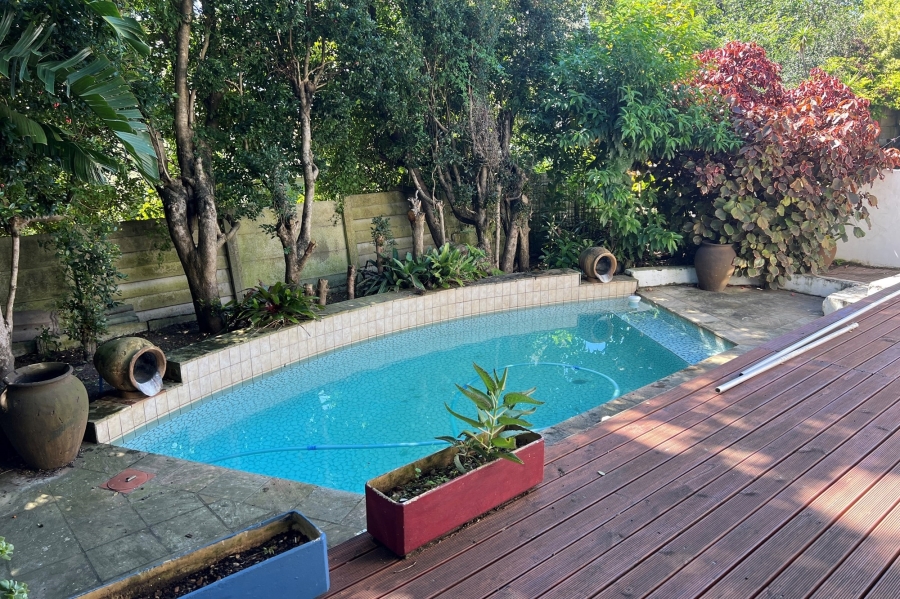 2 Bedroom Property for Sale in Bonza Bay Eastern Cape